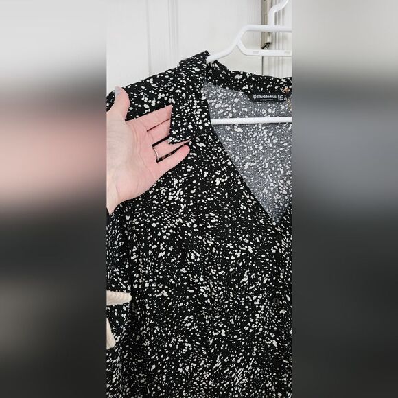 Stradivarius Black With White Spots Women's Dress - Picture 4 of 5